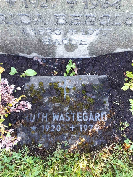 Hautatunnus: NK F B    61