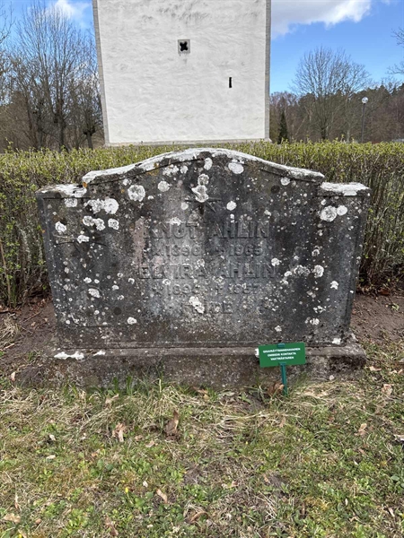 Grave number: LO 96, 97