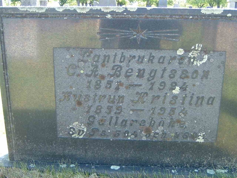 Grave number: 01 H   194, 195