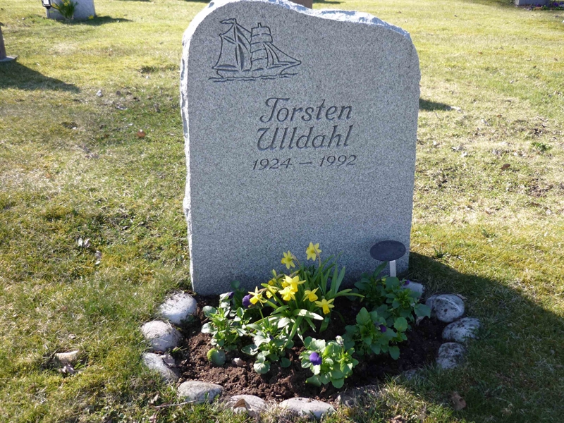 Grave number: ÖD 06   70, 71