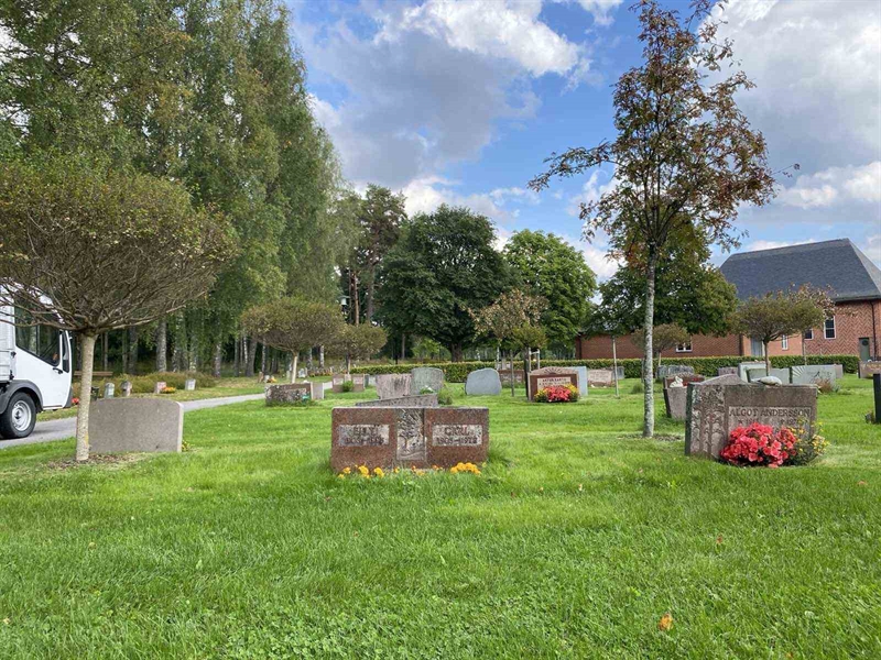 Grave number: 1 19    122, 123