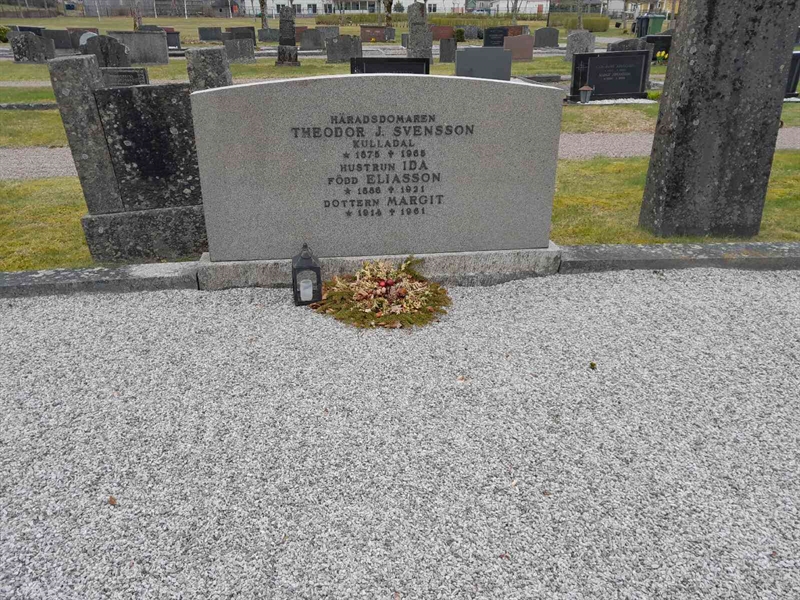 Grave number: 30 A 71A-E