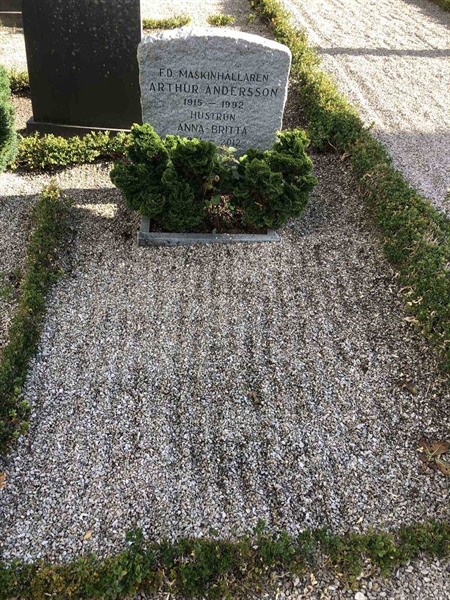 Grave number: TK G   164H