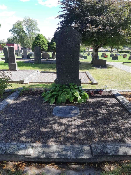 Grave number: Fr 1 63-64