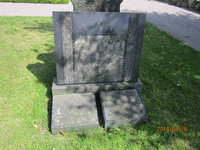 Grave number: 10 C    37