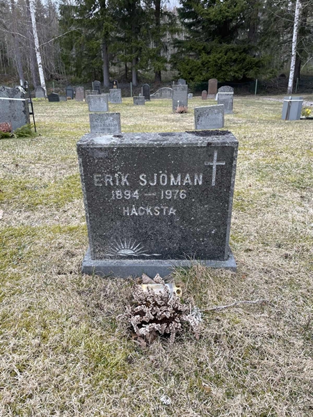 Grave number: R 2   156-E