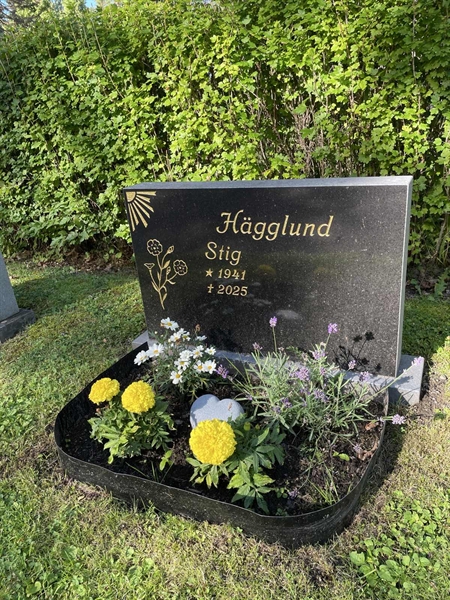 Grave number: 1 U10   140