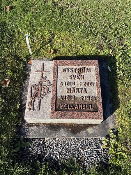 Grave number: 4 N NF   126