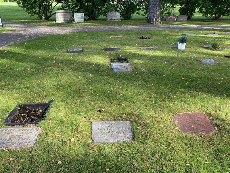 Grave number: 1 1   540