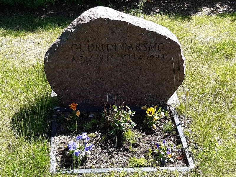 Grave number: KA 22   568