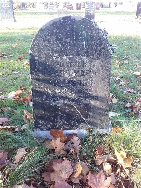 Grave number: NO 14   393