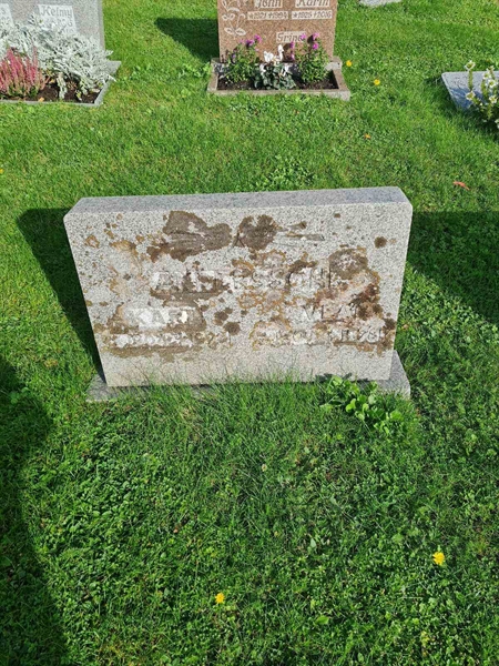 Grave number: K1 08   663