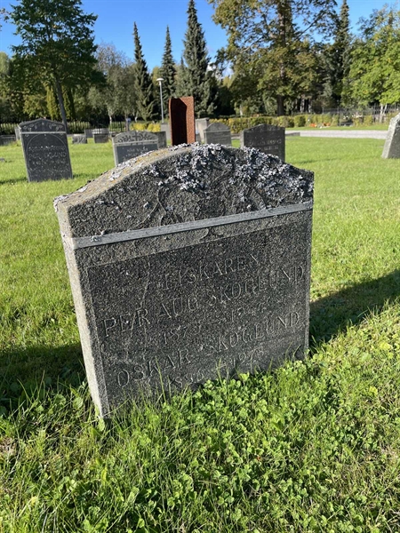 Grave number: 1 T    28