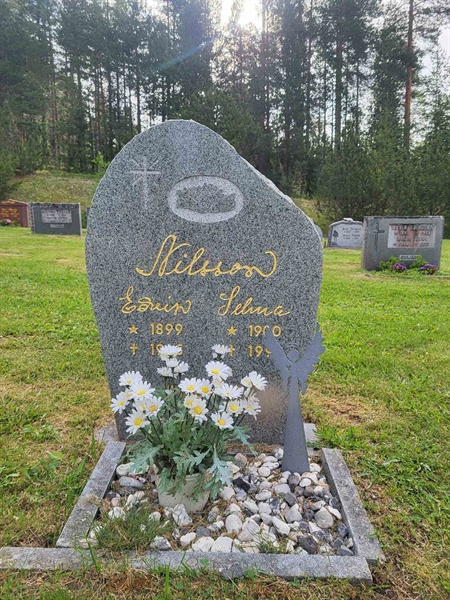 Grave number: 001 4  3027