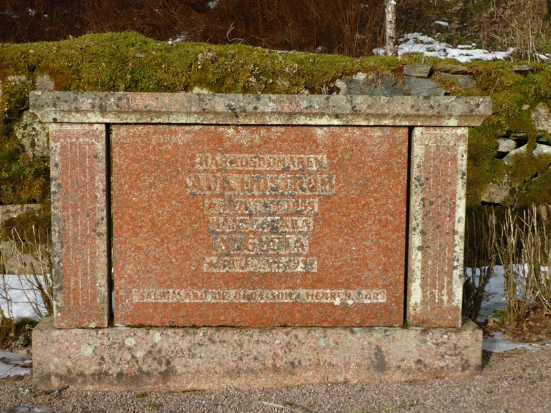 Grave number: ÖD 01   23, 24, 25, 26, 27