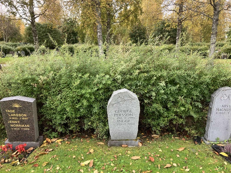 Grave number: 1 4  6477