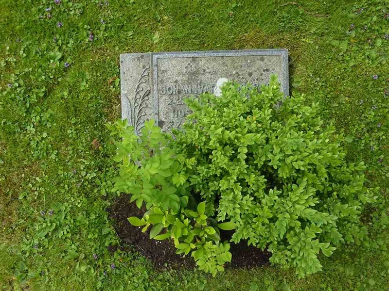 Grave number: 1 G  108