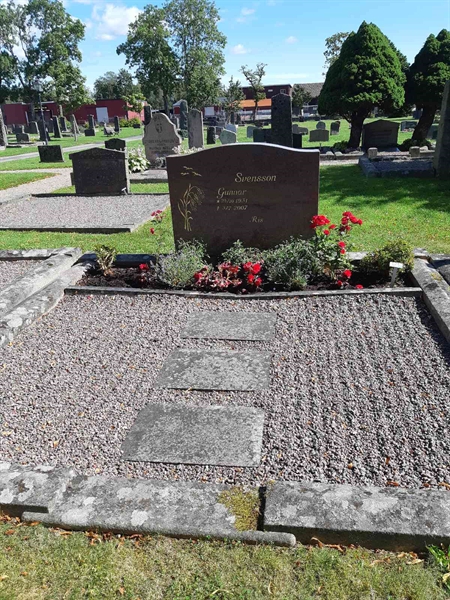 Grave number: Fr 1 79-80