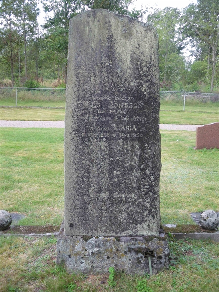 Grave number: SB 03     3