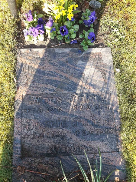 Grave number: BR C    28, 29