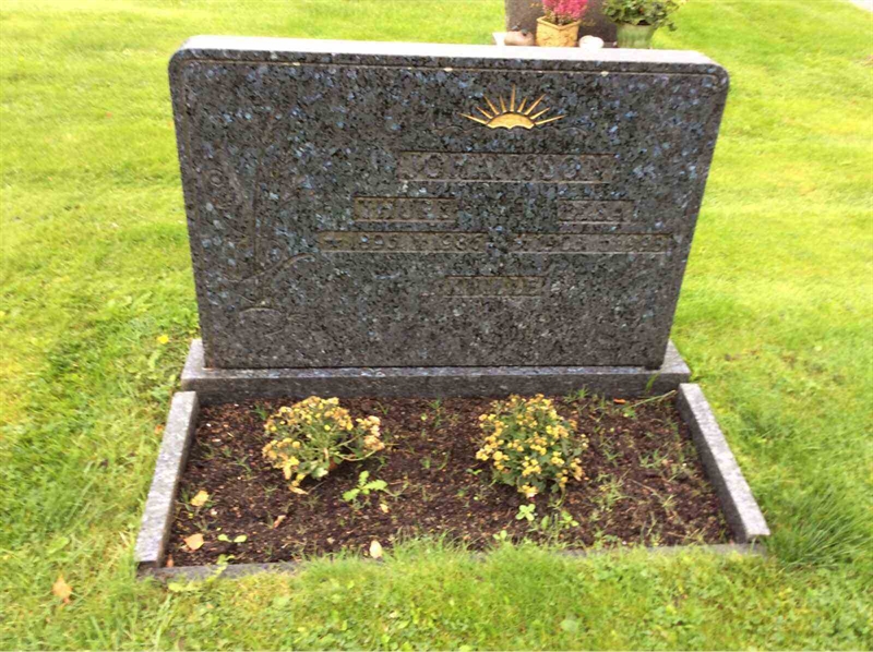 Grave number: KN 01    20, 21