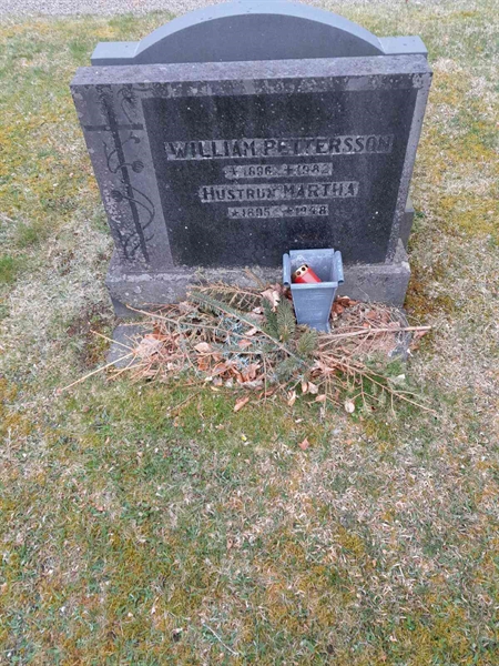 Grave number: 30 A 79A-C
