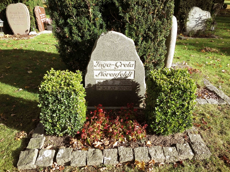 Grave number: HNB II   262