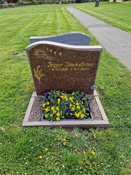 Grave number: 02 I   51