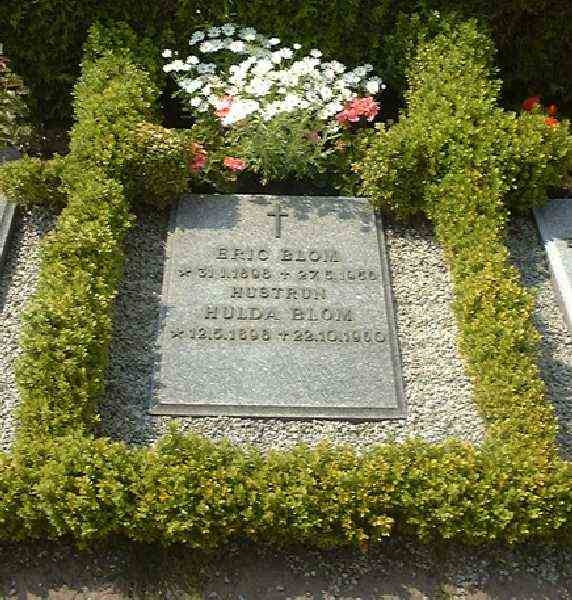 Grave number: NK Urn s    32