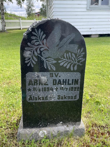 Grave number: DU GN   151