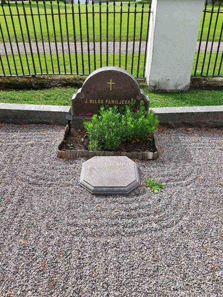 Grave number: 3 02  219