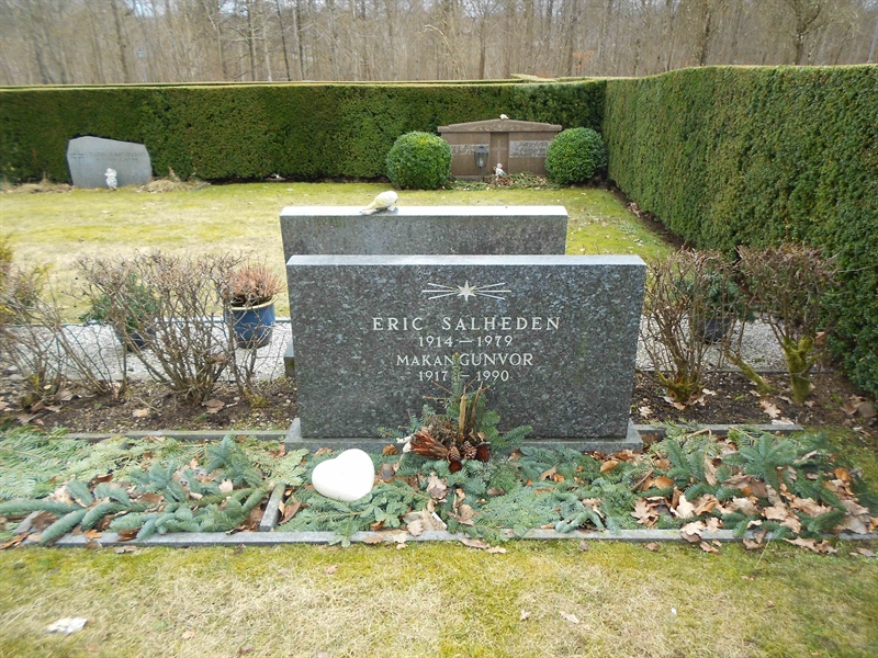 Grave number: NÅ N1    39, 40