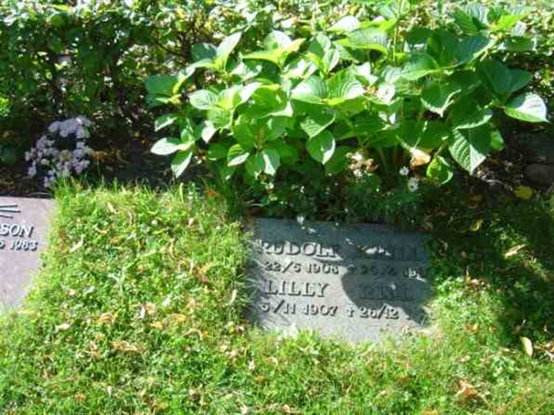 Grave number: FLÄ URNL   103