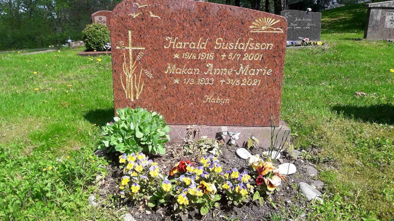 Grave number: FÄ 032   205