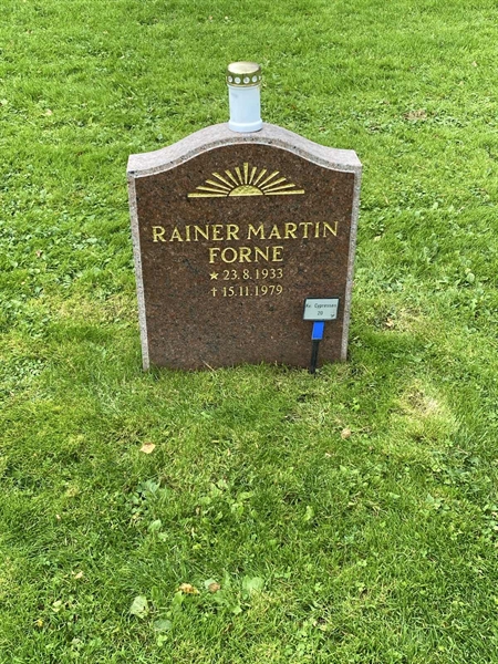 Hautatunnus: 2 C    20