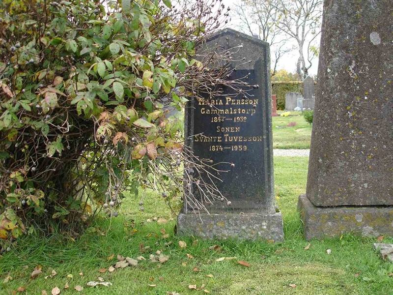 Grave number: FN D    20, 21