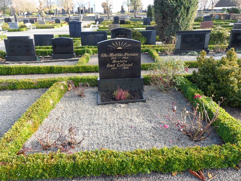 Grave number: ÖTN NMK4    58, 59