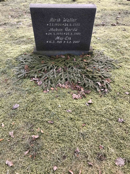 Grave number: Er G 7    11B, 12