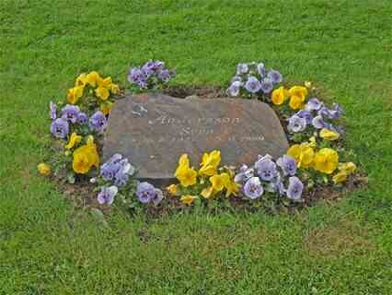 Grave number: SN U1    53