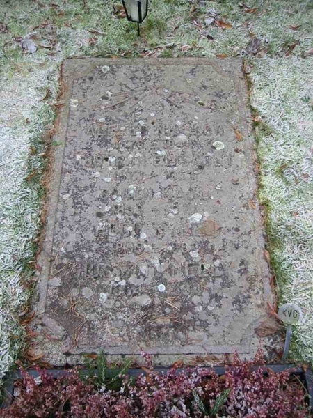 Grave number: KV 1     9-11