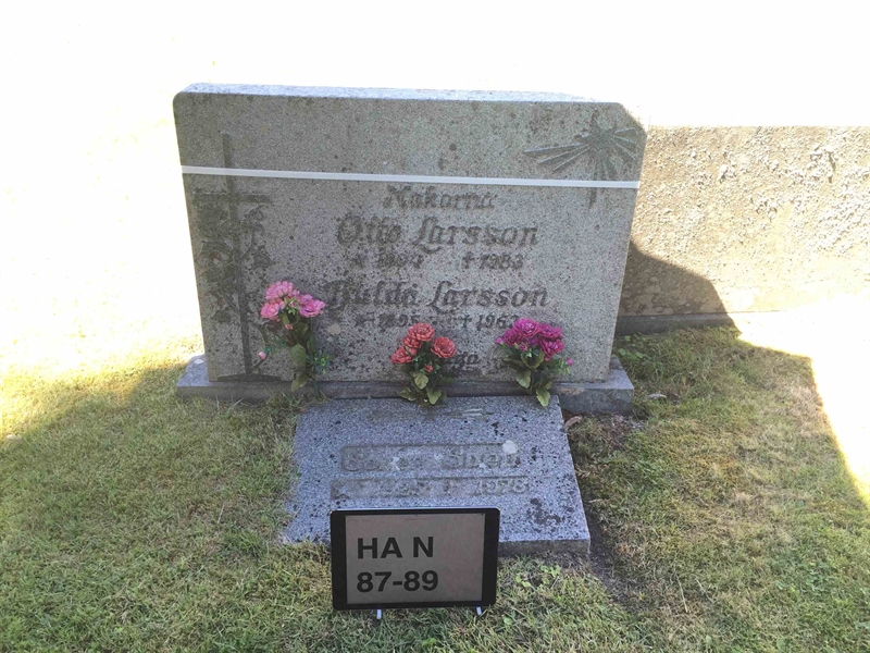 Grave number: HA N    87, 88, 89