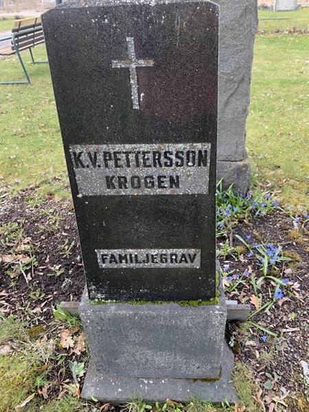 Grave number: 1 GK  194