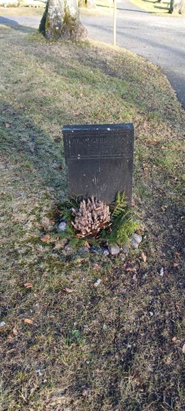 Hautatunnus: 3 Nya E   154-155