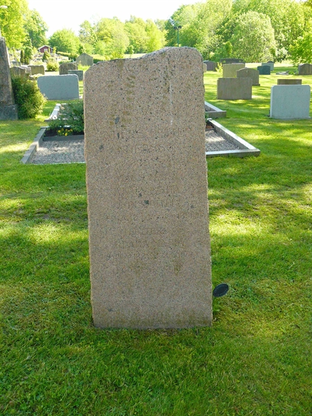 Grave number: Lå G C   567, 568