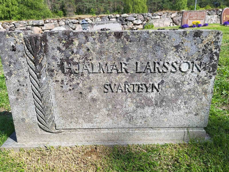 Grave number: 001 1    68
