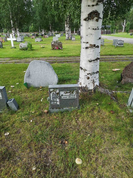 Grave number: NK 17    12B