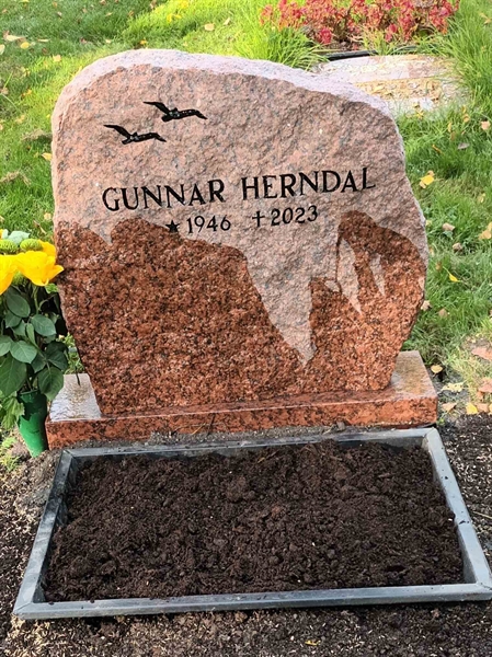 Grave number: KA 13    29