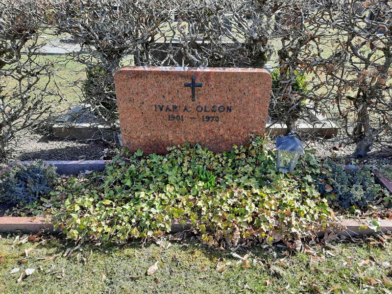 Grave number: ON E   153-154