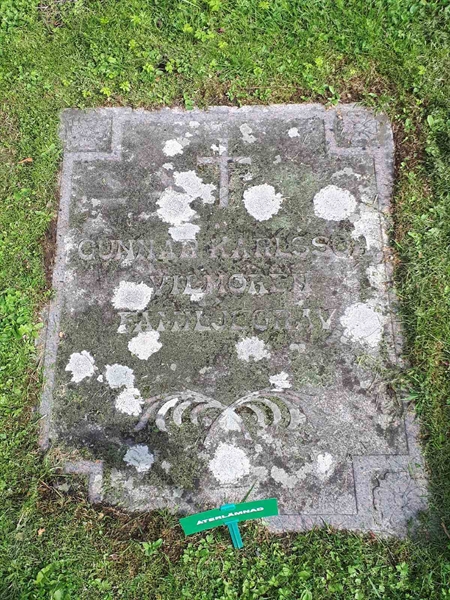 Gravnummer: NK F G   105