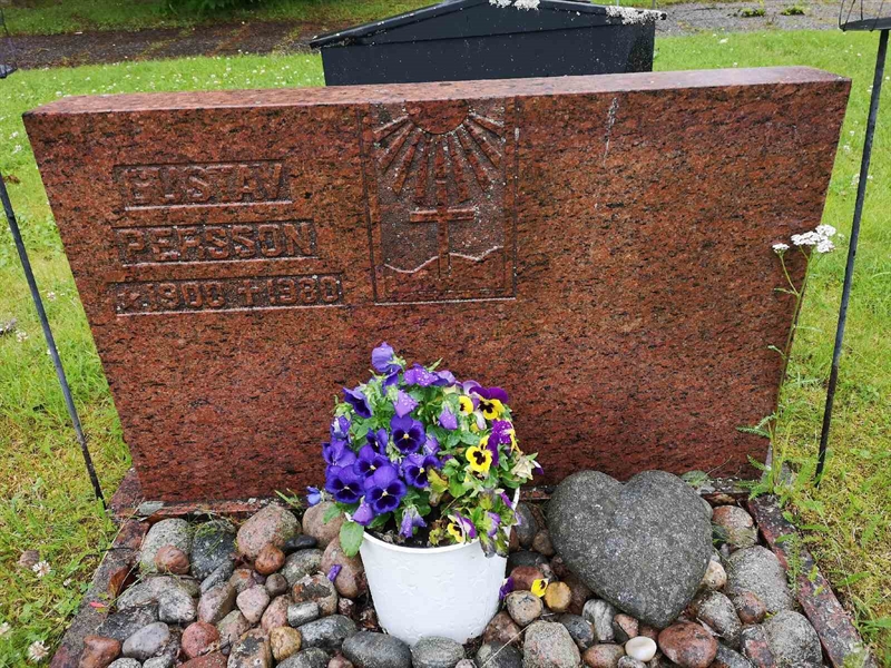 Hautatunnus: NK 12    35